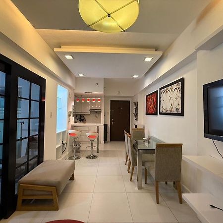 Luxury Condo At Forbeswood Parklane The Fort Bgc Макати Экстерьер фото